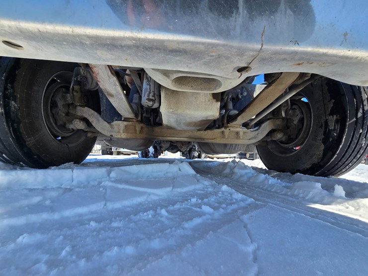 1995-freightliner-fld120-image-56