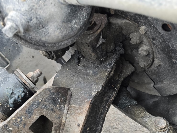 2020-peterbilt-567-image-89