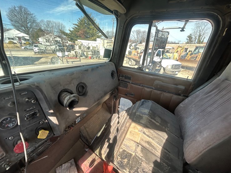 1994-international-9400-image-98
