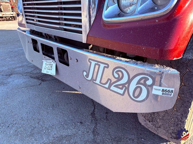 2018-freightliner-sd122-tri-axle-dump-truck-image-12