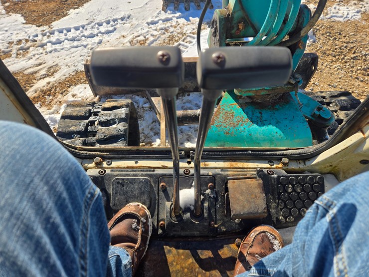 komatsu-pc40-image-48