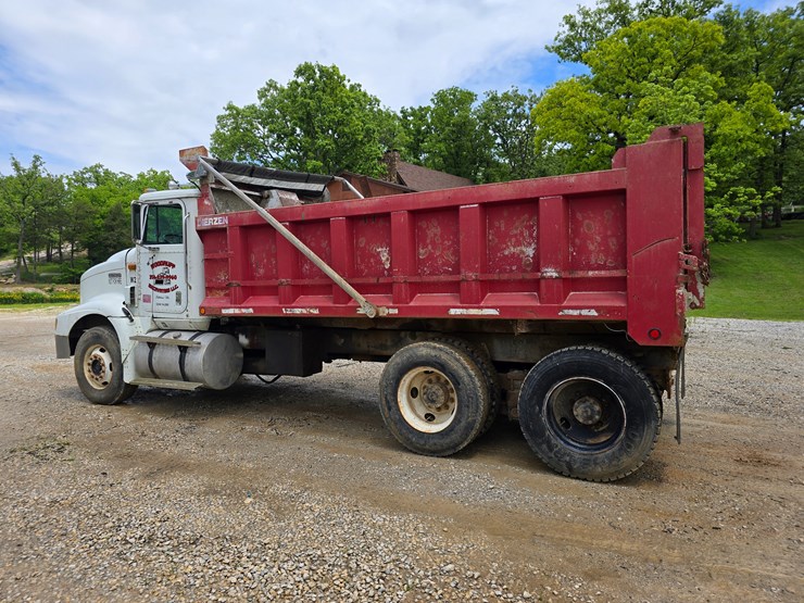 1994-mack-ch613-image-12