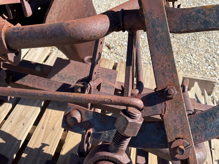 #3275-•-yard-art-image-31