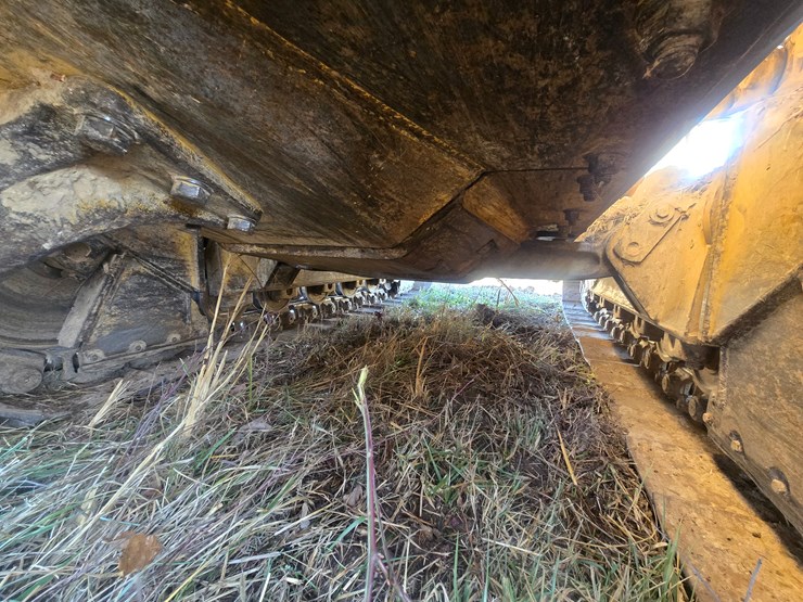 2002-caterpillar-d6r-image-67