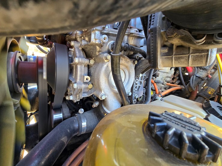 2012-freightliner-cascadia-113-image-32