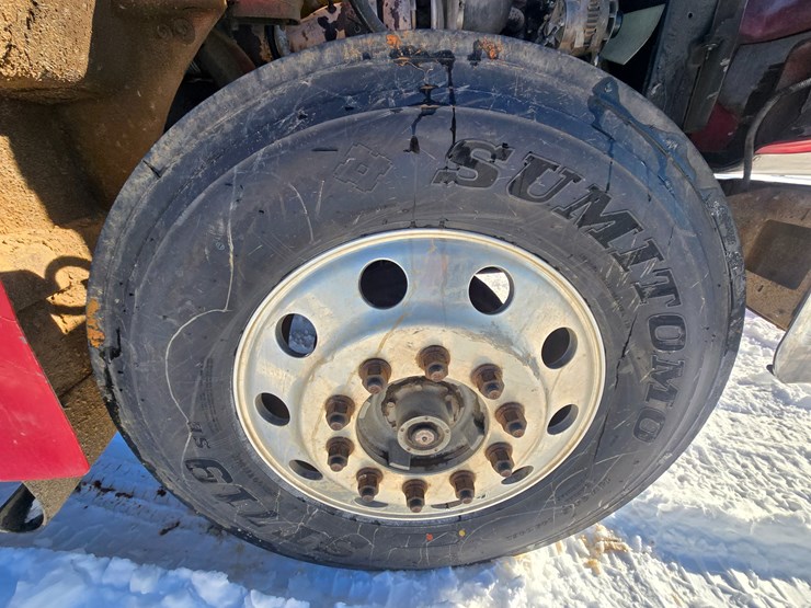 1996-peterbilt-385-image-100