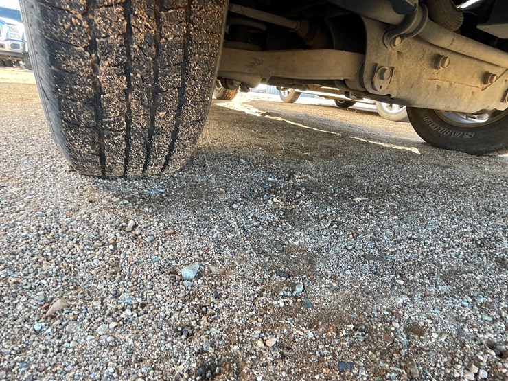 2016-dodge-1500-image-59