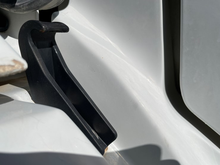 1996-freightliner-fl80-image-50