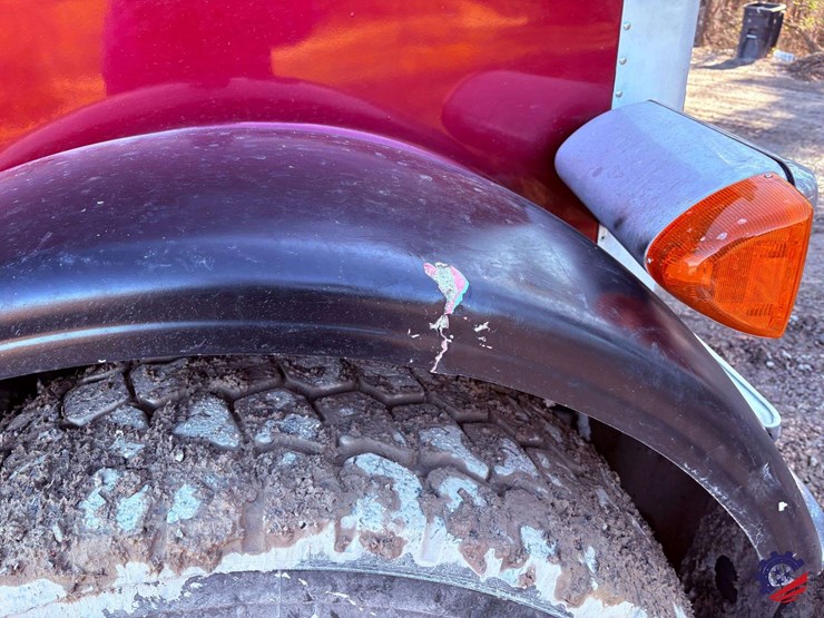 1999-peterbilt-357-image-25