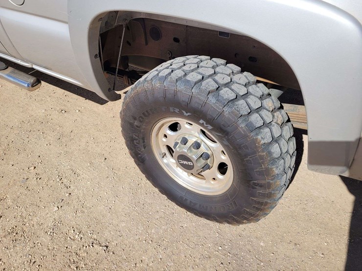 2005-gmc-sierra-2500-image-20