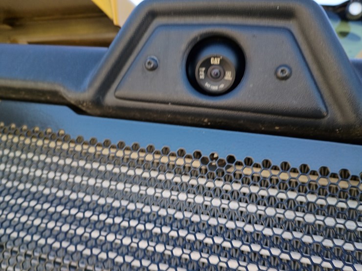 2023-caterpillar-910-image-71