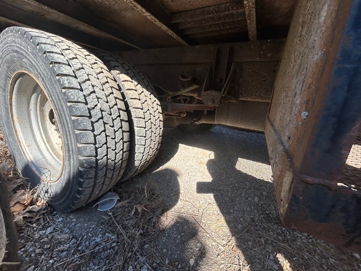 2000-ford-f450-image-37