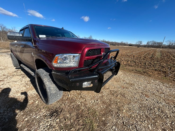 2018-dodge-3500-image-49