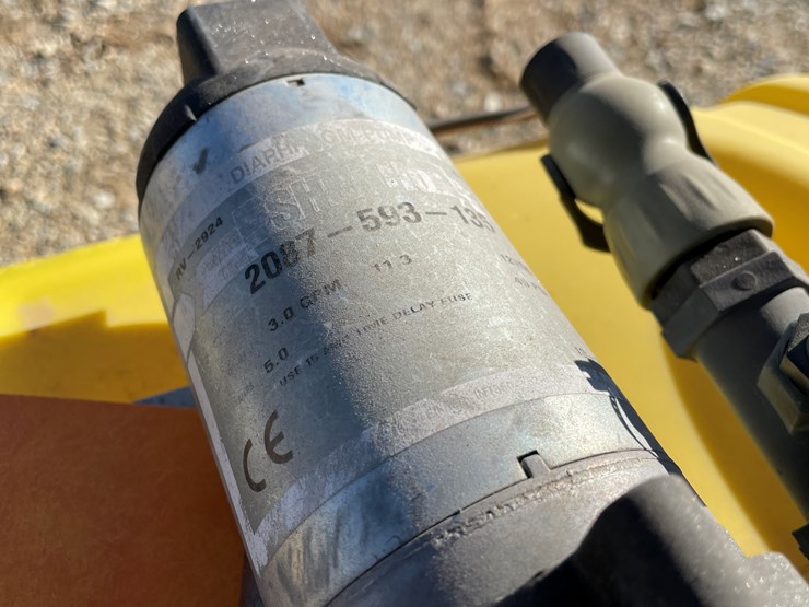 #3126-•-lot-3126-image-8