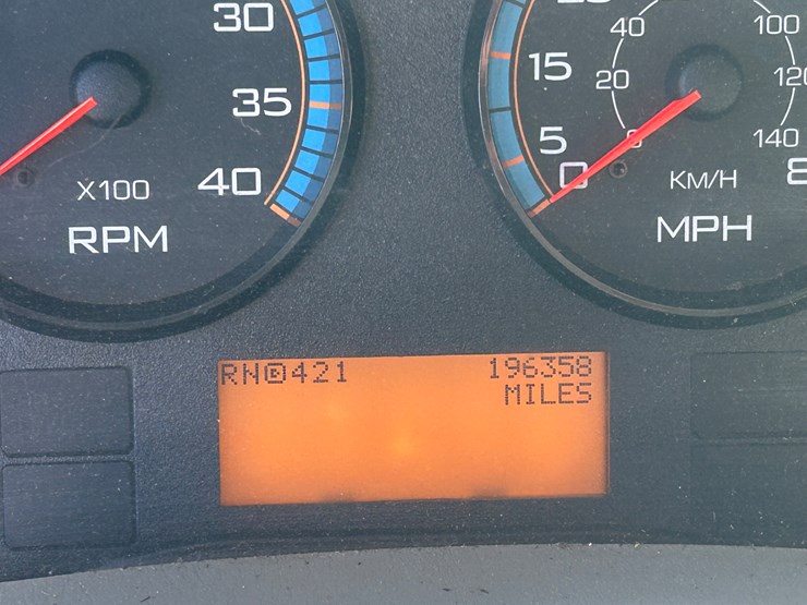 2013-international-durastar-4300-image-64