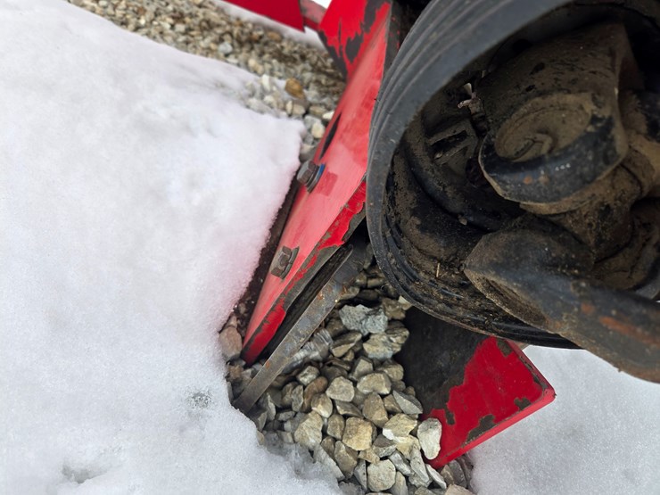 massey-ferguson-1383-image-18