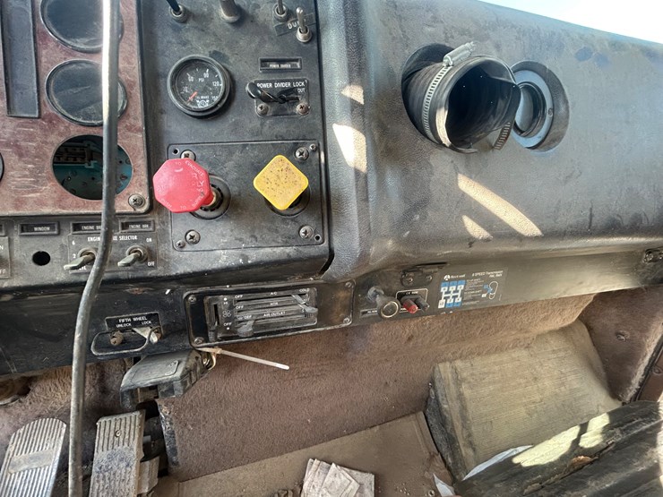 1994-international-9400-image-106