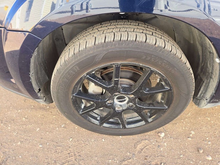 2017-dodge-journey-sxt-image-5