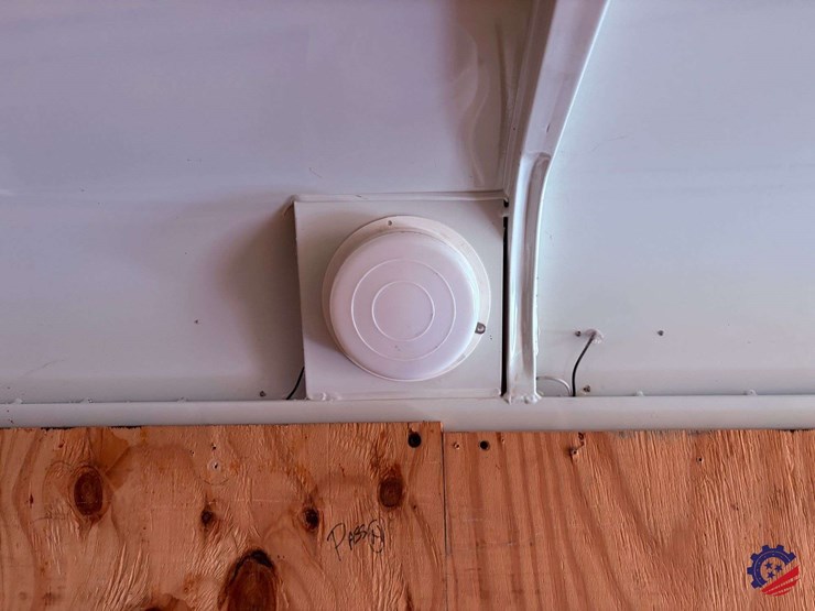 2007-delta-t/a-enclosed-gooseneck-trailer-image-49