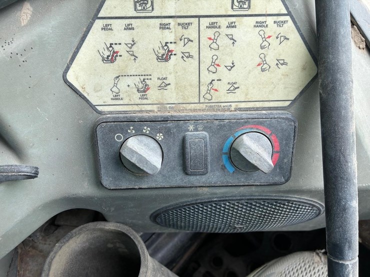 bobcat-t630-image-23