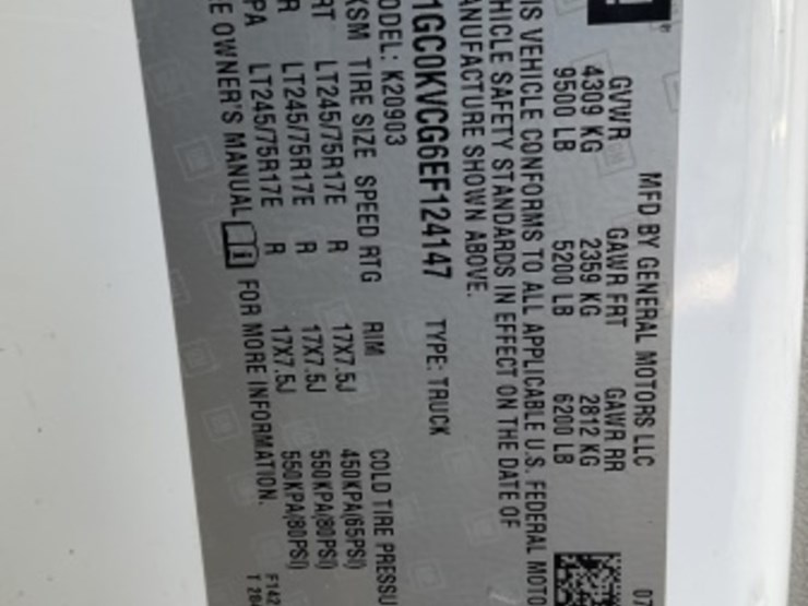 2014-chevrolet-silverado-2500-image-17