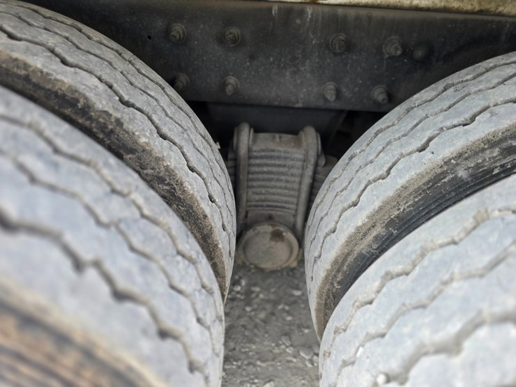 2008-mack-leu613-image-99