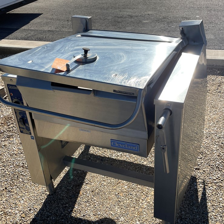 #3134 • Tilt Kettle