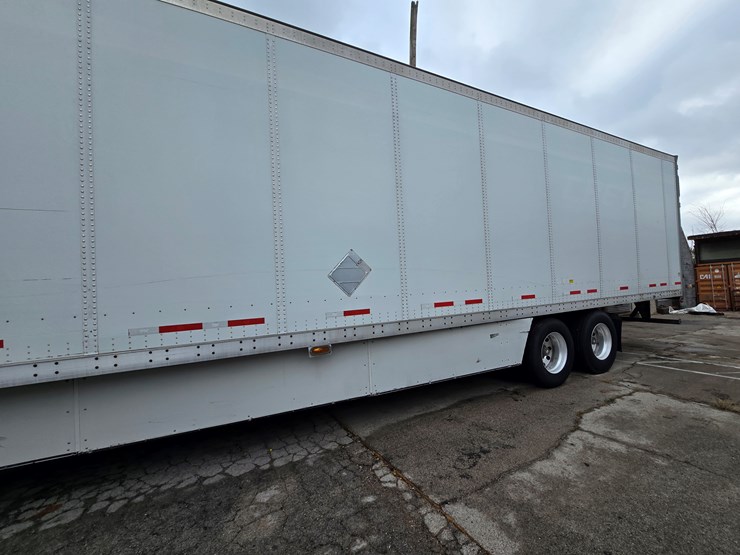 2012-wabash-national-duraplate-image-11