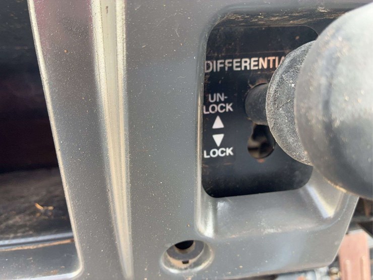 2005-kawasaki-mule-3000-image-11