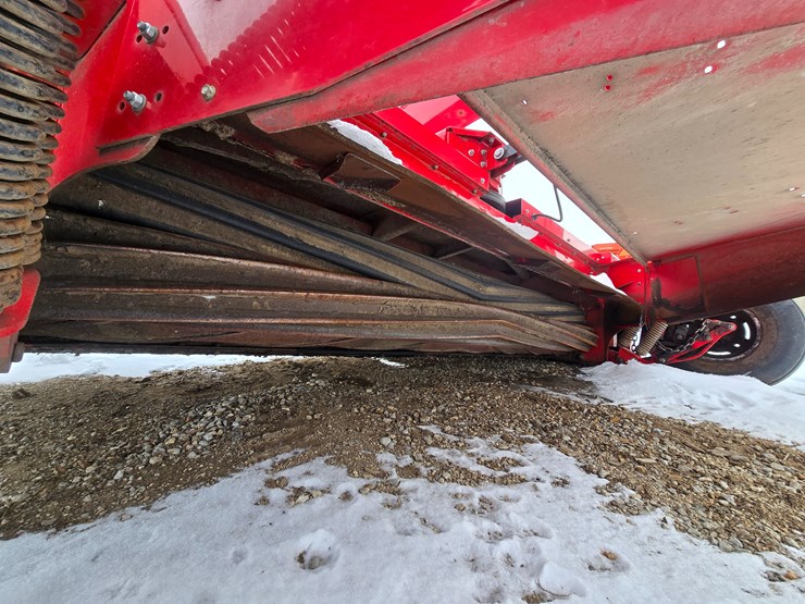 massey-ferguson-1383-image-35