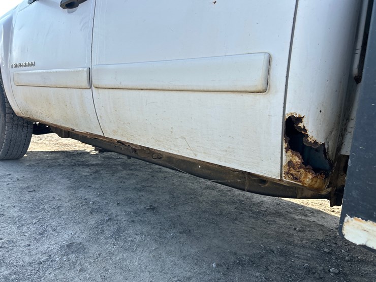 2008-chevrolet-3500-image-7