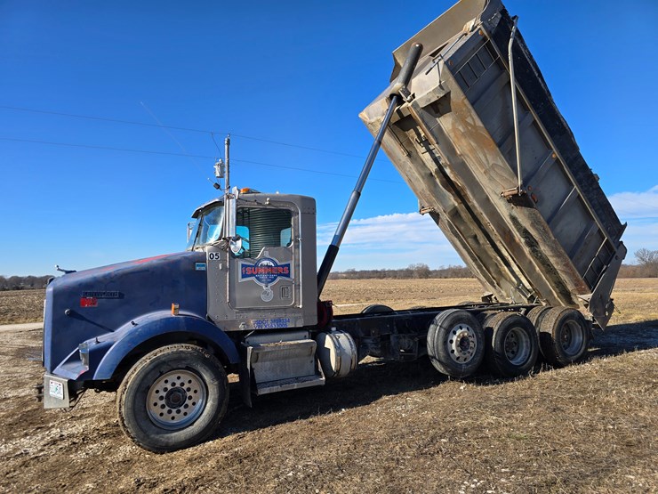 1999-kenworth-t800-image-38