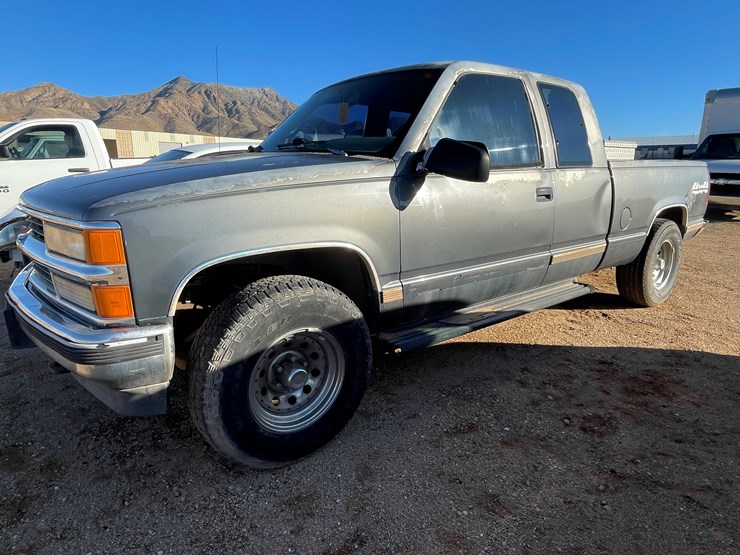 1995-chevrolet-1500-image-128