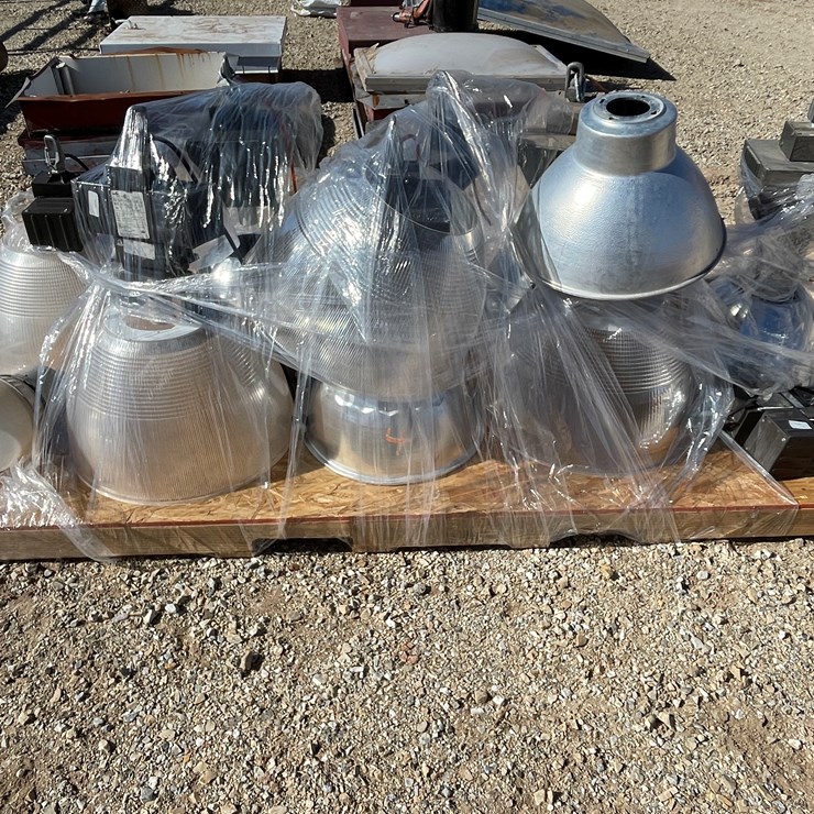 #3188 • Light Fixtures