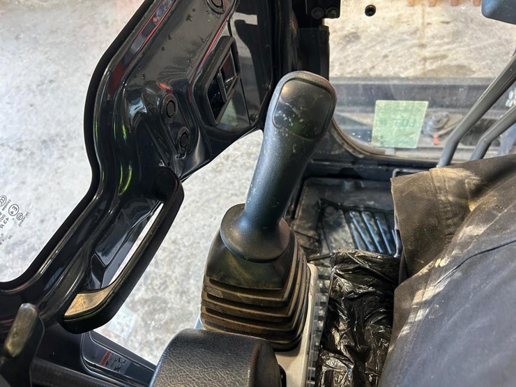 2021-kubota-u35-4-image-26