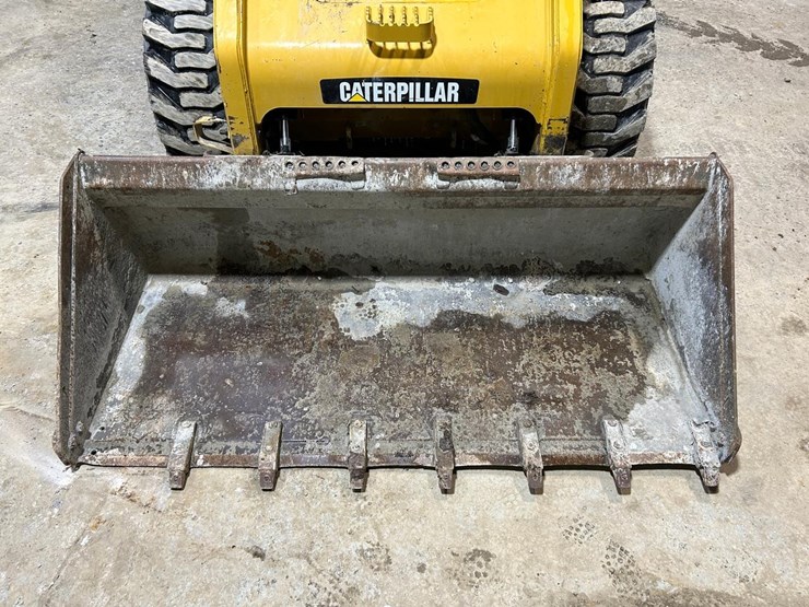 caterpillar-272c-image-9