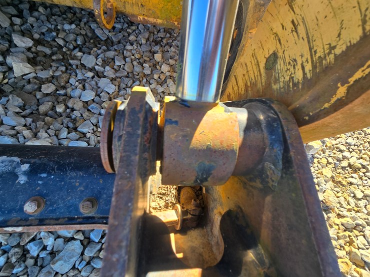 caterpillar-297c-image-24