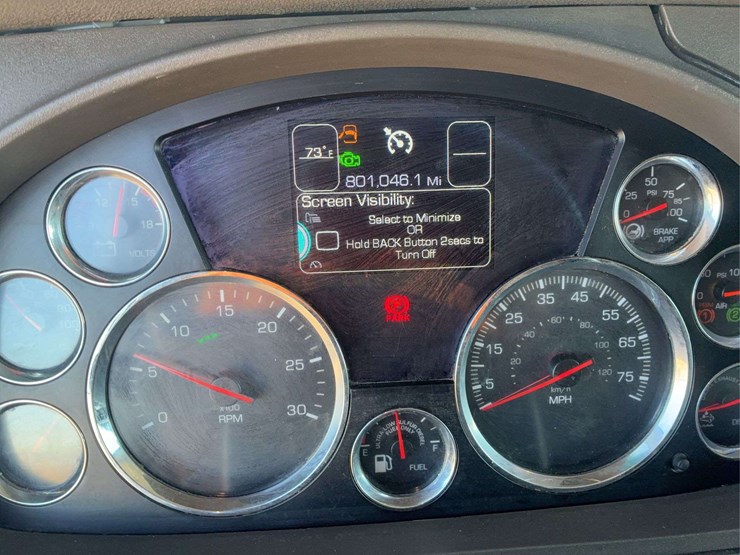 2017-kenworth-t680-image-48