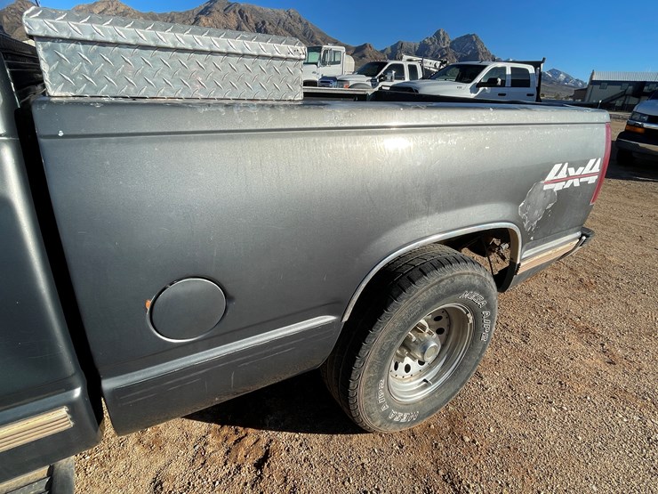 1995-chevrolet-1500-image-19