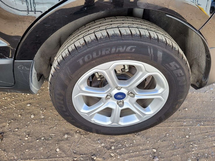 2020-ford-ecosport-se-image-17