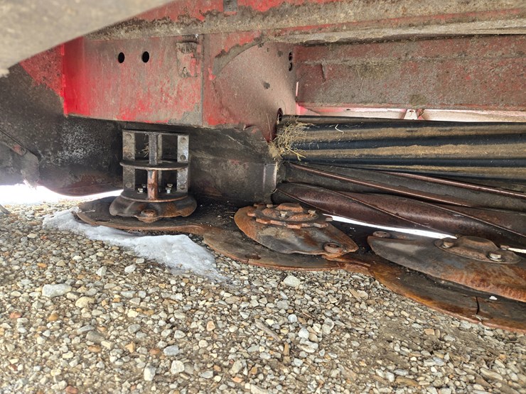 massey-ferguson-1383-image-21