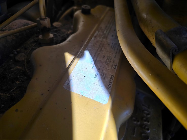 1999-caterpillar-d6r-xl-image-89