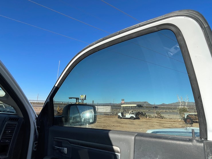 2016-dodge-1500-image-64