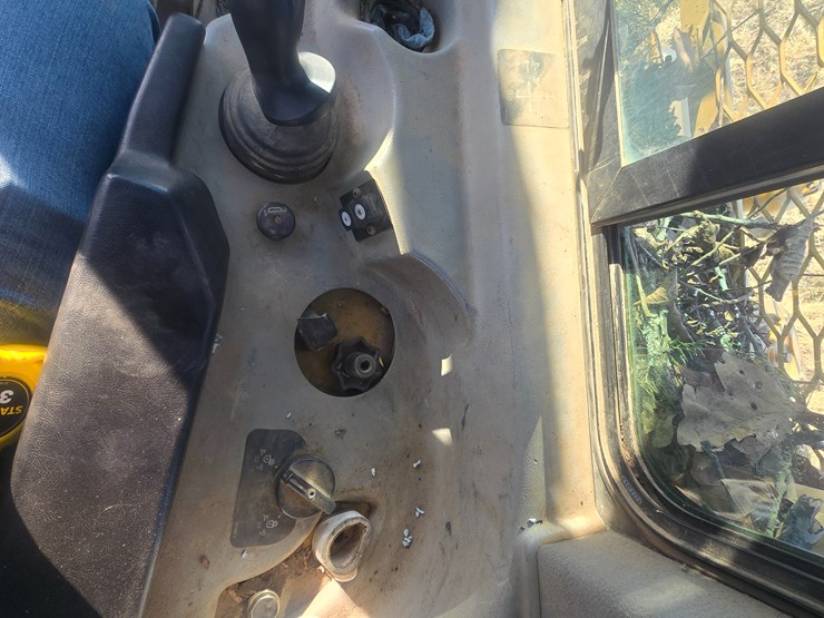 2002-caterpillar-d6r-image-39