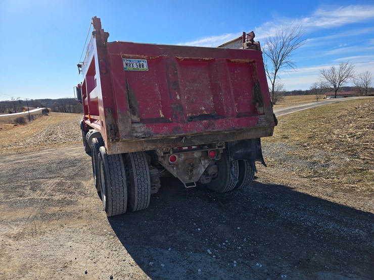 1998-mack-rd688s-image-10