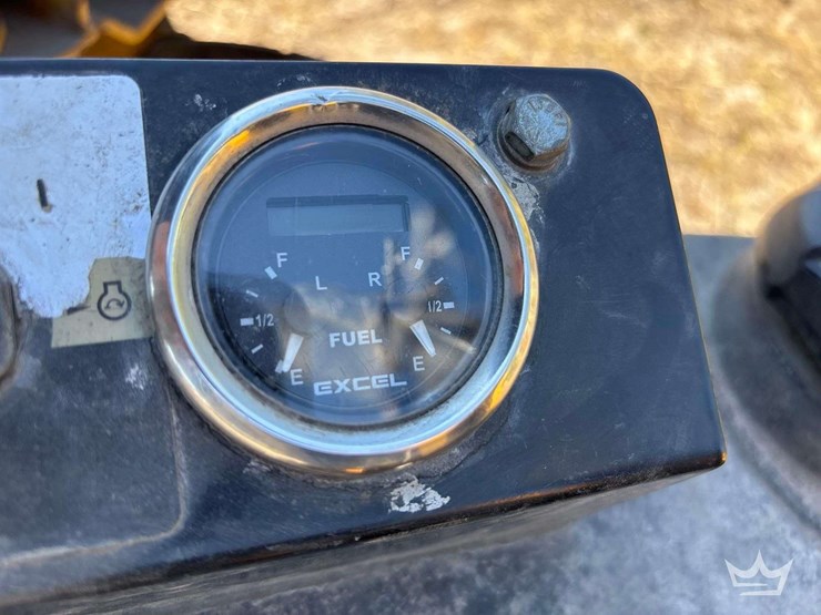 hustler-super-104-image-6