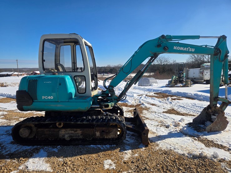 komatsu-pc40-image-21