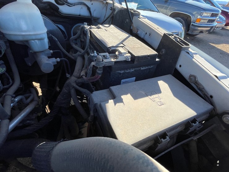 2016-dodge-1500-image-50