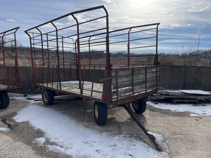 16'-hay-wagon-on-knowles-running-gear-image-1