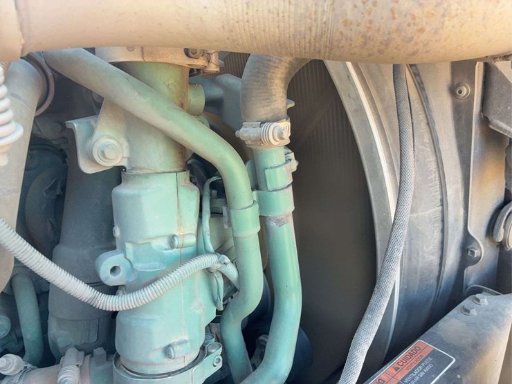 2019-volvo-volvo-vnl-tandem-axle-dual-conventional-new-generation-tractor-truck-image-62